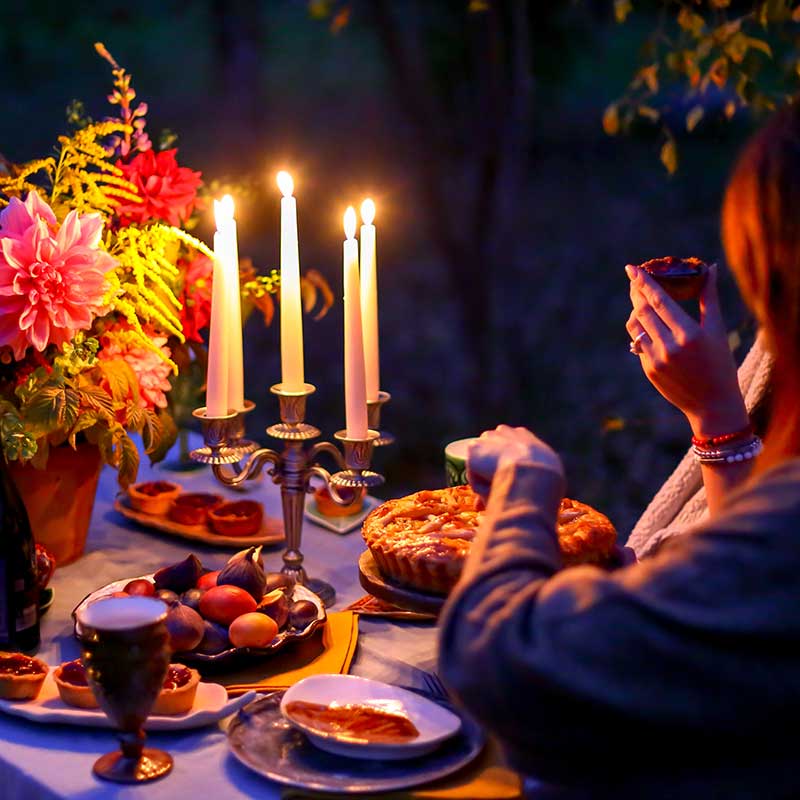 Romantic Dinner & Anniversary Surprises