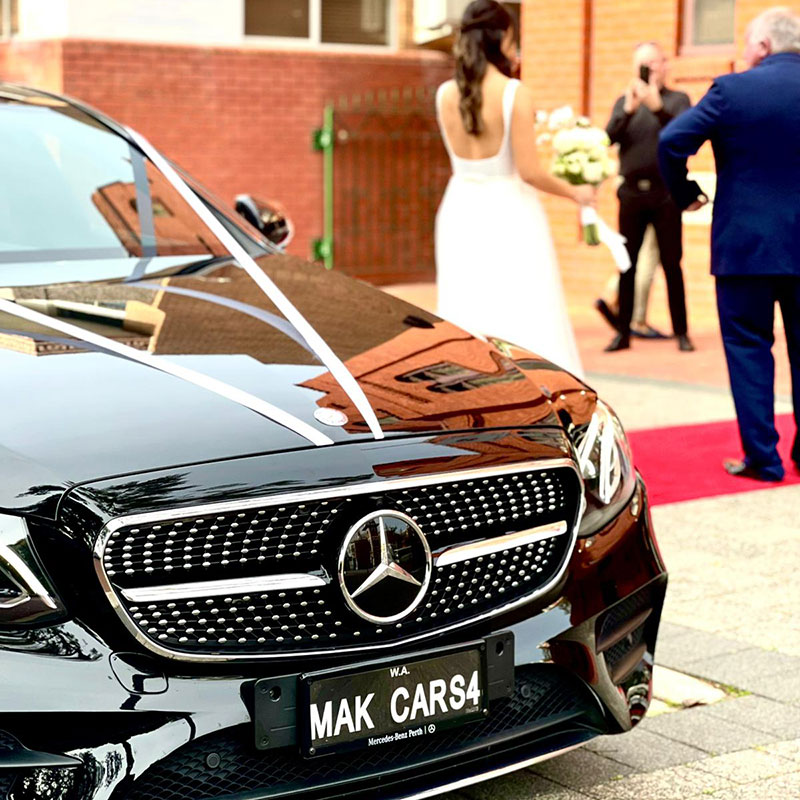 Books Wedding Cars Perth With MAK Luxury Charters and Celebrate Your Wedding IN a Grand Way